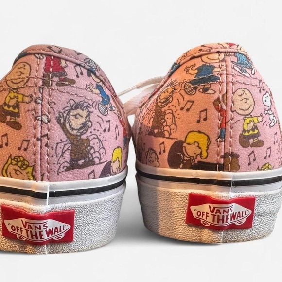 Vans x Peanuts Pink Snoopy Charlie Brown Classic Sneakers Womens 8.5 Men’s 10 - Picture 4 of 8